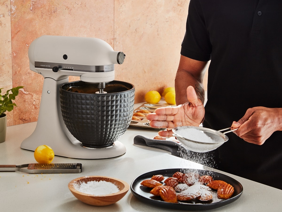 KitchenAid Art Stand Mixer Light & Shadow Limited Edition 4.8L + Free